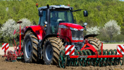 Massey Ferguson 7726S