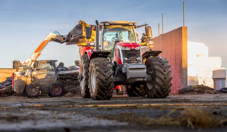 
								Massey Ferguson 7S.210 полный									